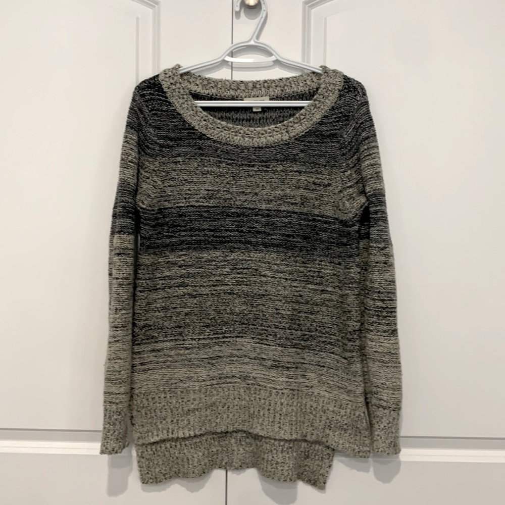 Smart Set excellent condition grey knit sweater